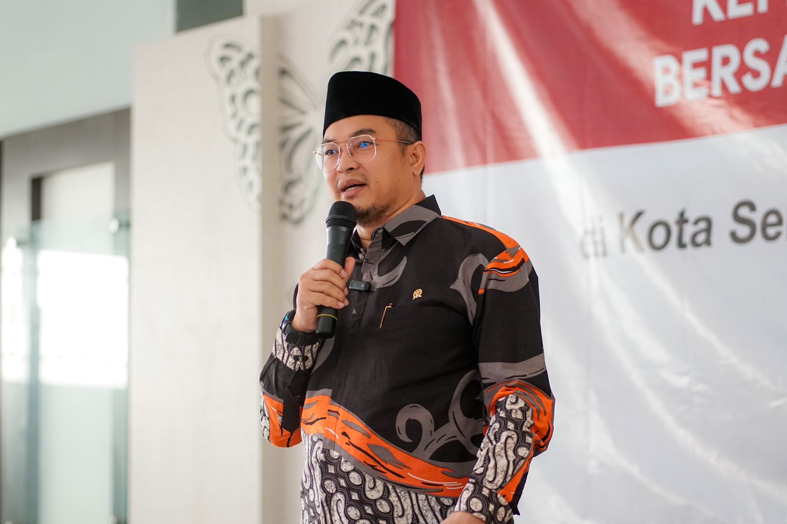 Wisnu Wijaya Menuduh Pengibaran Bendera Israel di Bitung Melanggar Konstitusi!