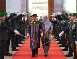 Membentuk Sejarah: Jenderal Dudung, Profesor Militer Pertama yang Aktif