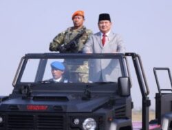 Artikel ini menggambarkan tentang makna menjadi seorang perwira dan pemimpin militer