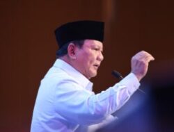 Berhati-hatilah Terhadap Tokoh Politik yang Berjanji Berlebihan