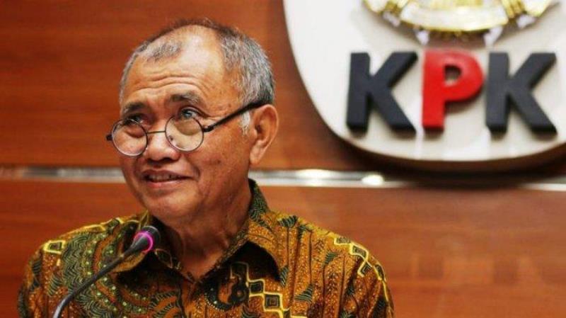 Agus Rahardjo Diminta untuk Mengungkap Fakta Tersembunyi Kasus E-KTP setelah Jokowi Meminta untuk Menghentikan Kasus