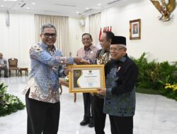 Kementan Meraih Penghargaan KIP Sebagai Kementerian dengan Informasi Terbaik Tahun 2023