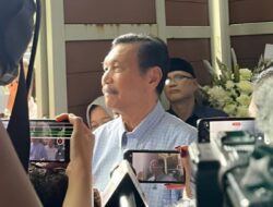 Luhut Menyatakan Pendapatnya Mengenai Isu Reshuffle Kabinet