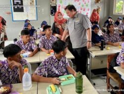 Makan Gratis Berubah Menjadi Rp7.500 Per Anak, Airlangga Hartarto Memberikan Tanggapan