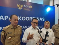 Menpan RB Memperingatkan Kembali Pemda Agar Menghentikan Pembuatan Aplikasi Baru dan Meminta Untuk Diintegrasikan