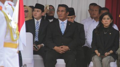 Menteri Pertanian Amran Turut Mendampingi Presiden Prabowo dalam Upacara Penyambutan Menteri Pertahanan Sjafrie Sjamsoeddin