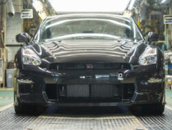 Nissan GT-R Terbaru: Berita Terkini dan Prediksi Akan Datang