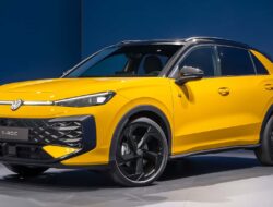 Volkswagen T-Roc: Penerus Golf untuk Generasi SUV