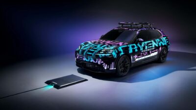 Porsche Cayenne Electric: Pengisian Daya Nirkabel yang Efisien