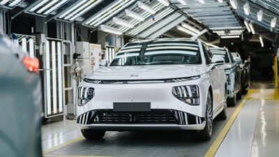 Pabrikan mobil Cina Xpeng ekspansi ke Eropa dengan produksi mobil listrik